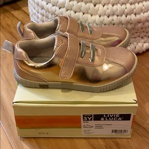 Girls shoes Livie &Luca!